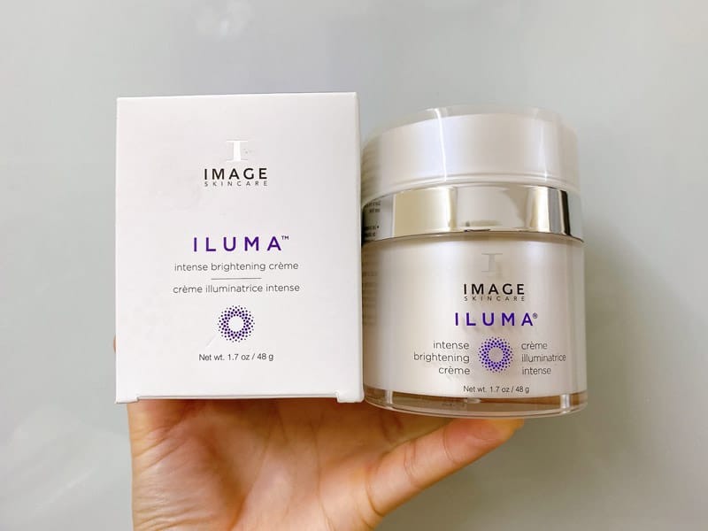 iluma intense brightening creme giá bao nhiêu