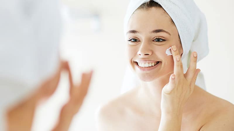 Kem dưỡng ẩm và những điều cần biết