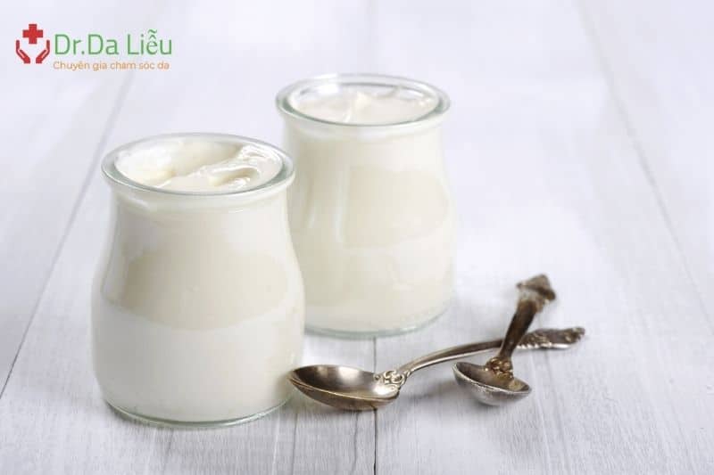 Sữa chua có các thành phần nào tốt cho da mụn?