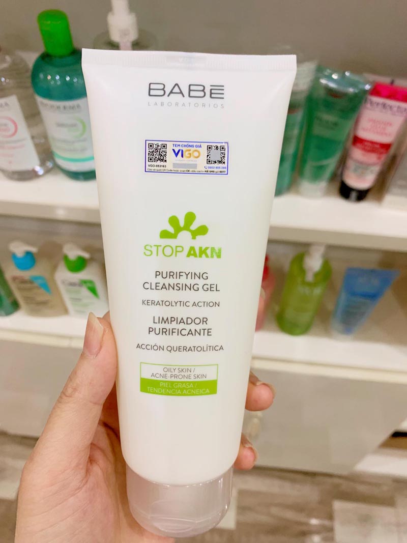 S a R a M t Babe Stop AKN Purifying Cleansing Gel 200ml Dr Da Li u 