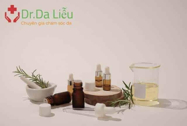Sử dụng các sản phẩm skincare không phù hợp