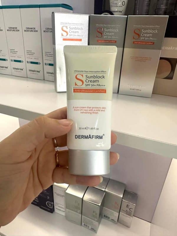 Kem chống nắng Dermafirm